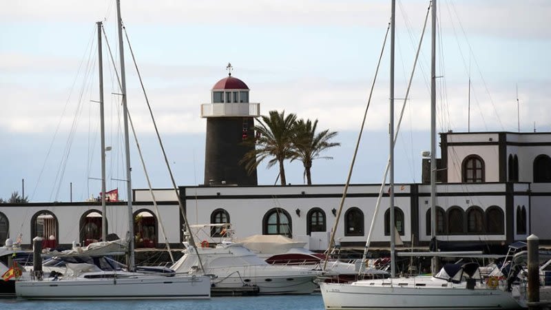 marina rubicon playa blanca lanzarote